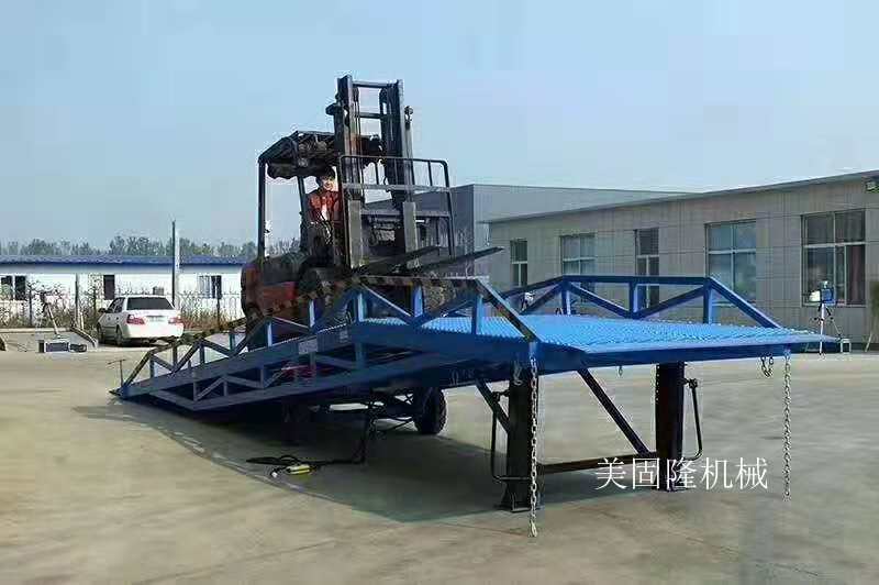 阳江移动式登车桥价格