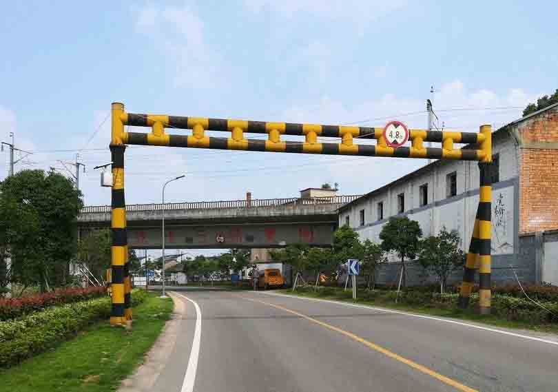 阳江铁路限高架
